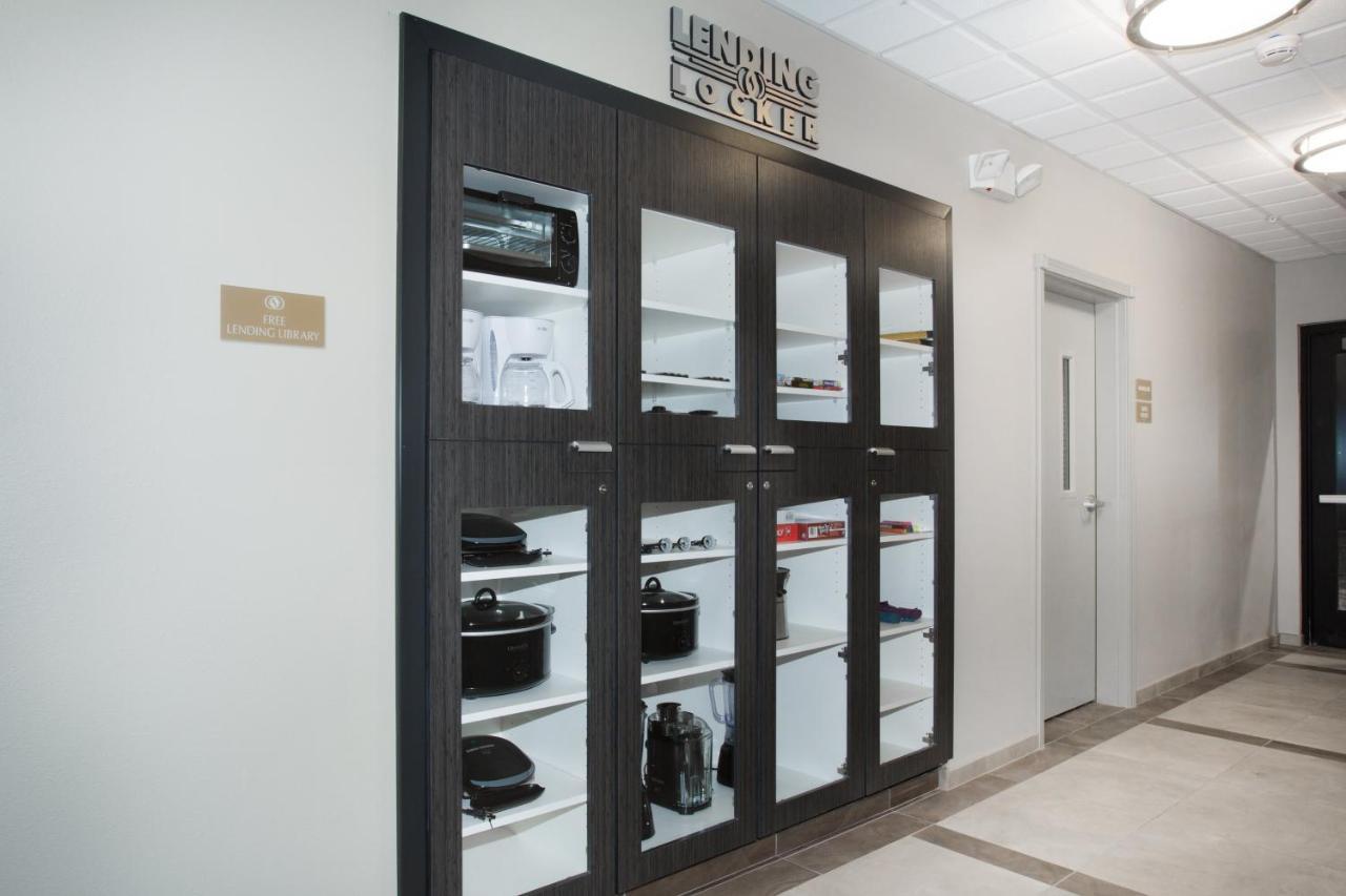 Candlewood Suites Pueblo By Ihg Bagian luar foto