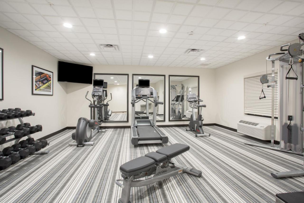 Candlewood Suites Pueblo By Ihg Bagian luar foto